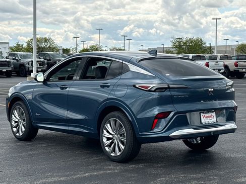 New 2026 Buick Envista Avenir FWD image 7