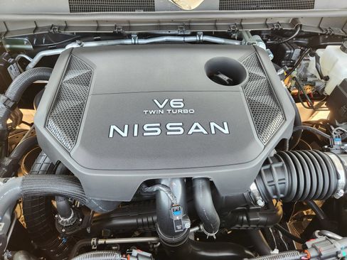 New 2026 Nissan Armada SL w/ Captain's Chari Seat Package RWD image 27