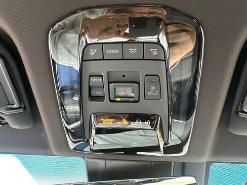 Certified 2024 Toyota Venza Limited AWD/4WD image 48