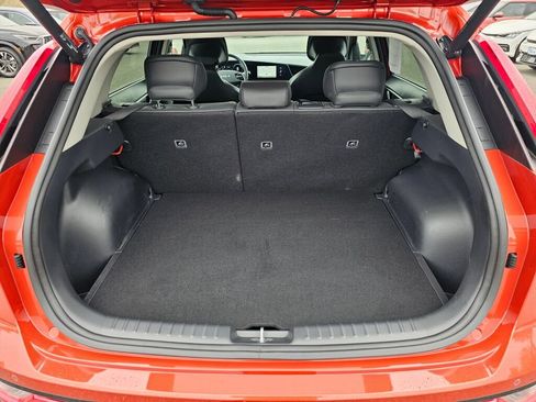 Certified 2023 Kia Niro Wind w/ Wind Preserve Package FWD image 23