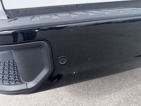 Used 2023 GMC Sierra 1500 AT4X image 27