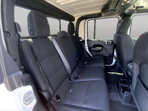 Used 2022 Jeep Gladiator Sport AWD/4WD image 20
