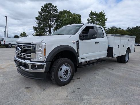 New 2026 Ford F550 4x4 Supercab Super Duty image 16