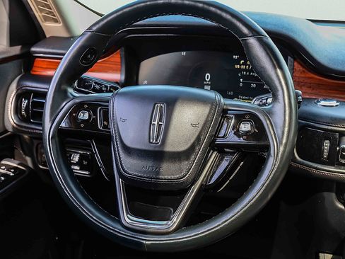 Used 2023 Lincoln Aviator Reserve w/ Jet Package AWD/4WD image 13