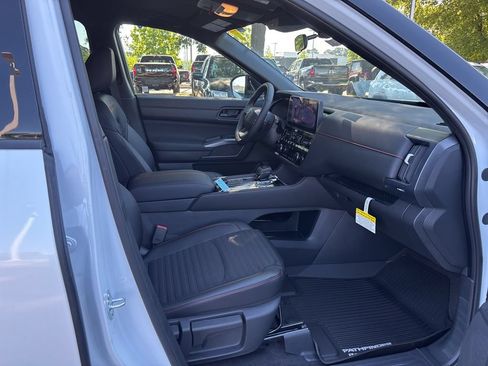 New 2026 Nissan Pathfinder Rock Creek AWD/4WD image 20