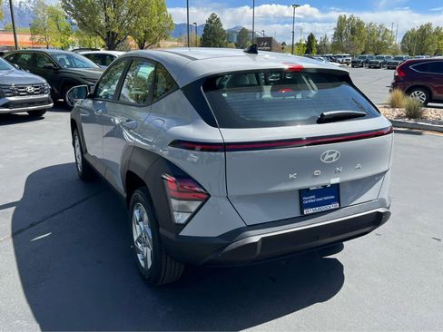 Certified 2026 Hyundai Kona SE AWD/4WD image 10
