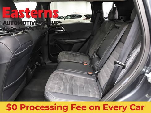Used 2025 Mitsubishi Outlander SE AWD/4WD image 22