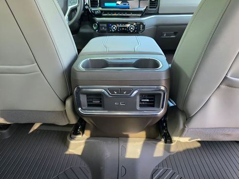 New 2026 Chevrolet Silverado 2500 LTZ w/ LTZ Convenience Package AWD/4WD image 8