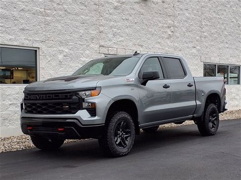 New 2026 Chevrolet Silverado 1500 Custom Trail Boss AWD/4WD image 1