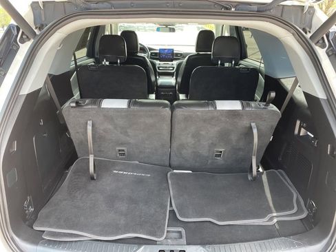 Used 2021 Ford Explorer XLT w/ Equipment Group 202A image 48