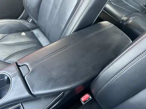 Used 2021 Toyota Avalon XLE image 27