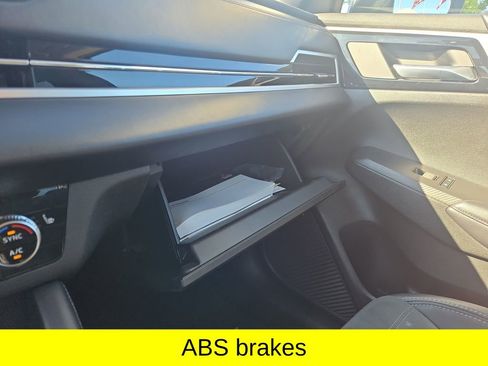 Used 2025 Mitsubishi Outlander Trail Edition AWD/4WD image 32