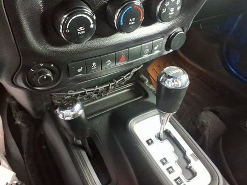 Used 2014 Jeep Wrangler Sahara AWD/4WD image 23