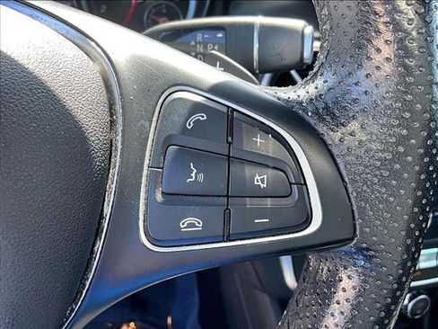 Used 2019 Mercedes-Benz GLA 250 image 21