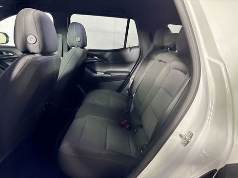 Used 2025 Chevrolet Equinox LT AWD/4WD image 20