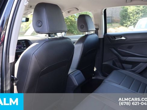 Used 2024 Volkswagen Jetta SE FWD image 18