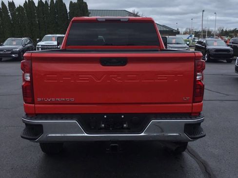 Used 2025 Chevrolet Silverado 2500 LT w/ Convenience Package AWD/4WD image 4