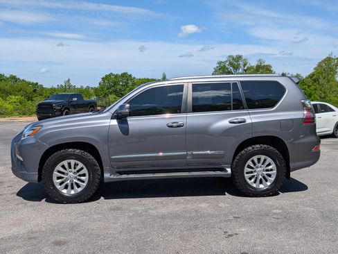 Used 2017 Lexus GX 460 Premium image 6