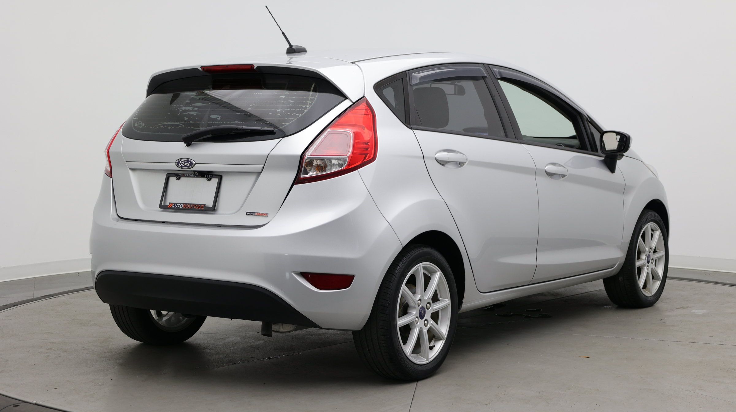 Used 2019 Ford Fiesta SE w/ Equipment Group 201A FWD image 6