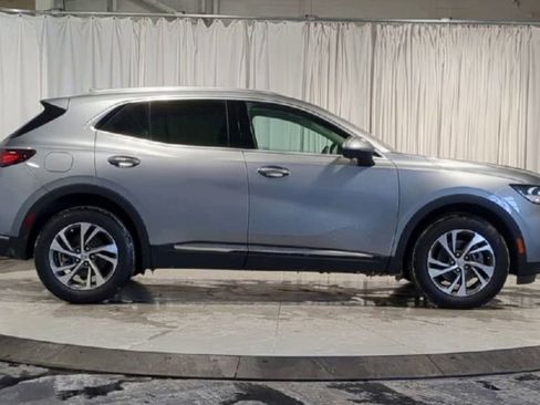 Used 2023 Buick Envision Essence image 11