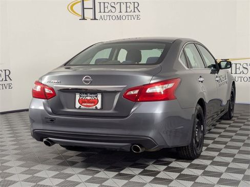 Used 2017 Nissan Altima 2.5 S w/ Power Driver Seat Package image 7