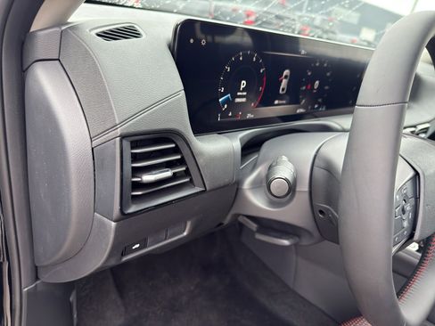 New 2026 Nissan Sentra SR image 14