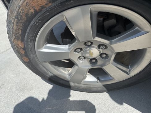 Used 2018 Chevrolet Tahoe LT image 5