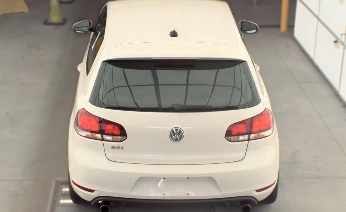 Used 2013 Volkswagen GTI 2-Door FWD image 19