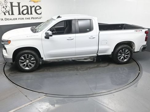 Used 2023 Chevrolet Silverado 1500 LT AWD/4WD image 54