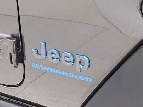 Used 2025 Jeep Wrangler Unlimited Sport S 4xe AWD/4WD image 39