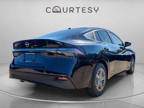 New 2026 Nissan Sentra S image 5