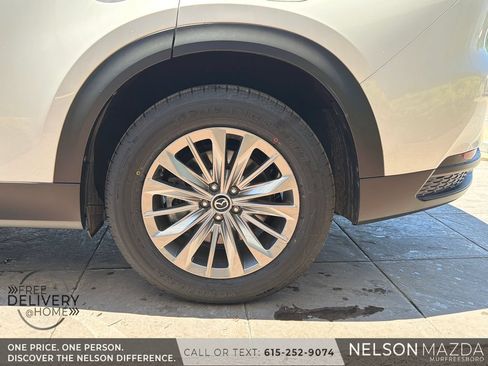 Used 2024 MAZDA CX-90 Plug-In Hybrid w/ Preferred AWD/4WD image 11