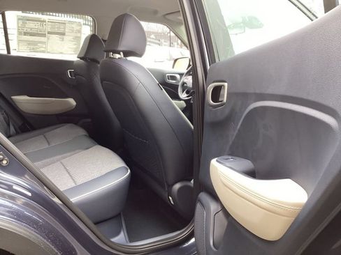 New 2026 Hyundai Venue SEL FWD image 13