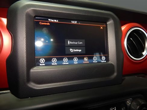 Used 2021 Jeep Wrangler Unlimited Rubicon image 27