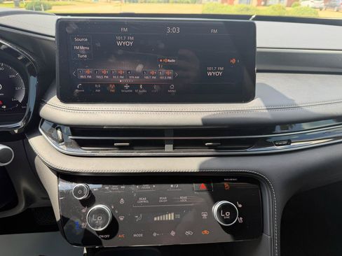 Used 2023 INFINITI QX60 Luxe w/ Cargo Package AWD/4WD image 28