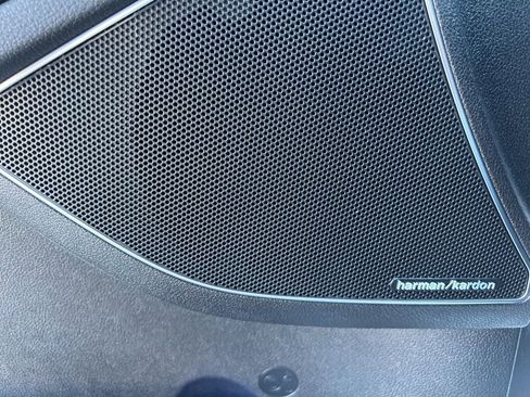 Used 2019 Kia Sorento SX w/ SX Touring Package image 14