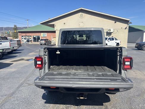 Used 2021 Jeep Gladiator Mojave AWD/4WD image 18