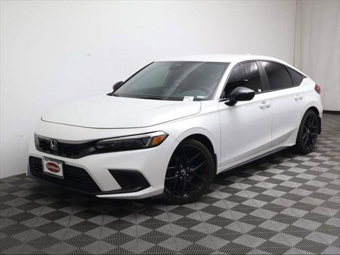 Used 2024 Honda Civic Sport image 1