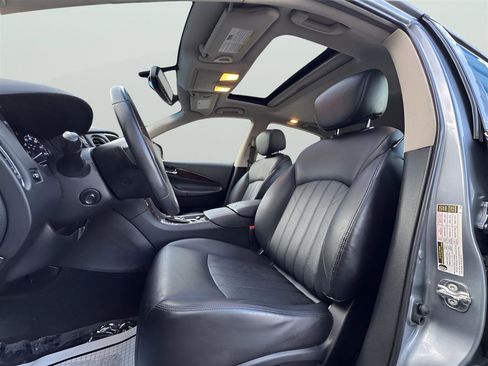 Used 2017 INFINITI QX50 AWD w/ Premium Plus Package image 27