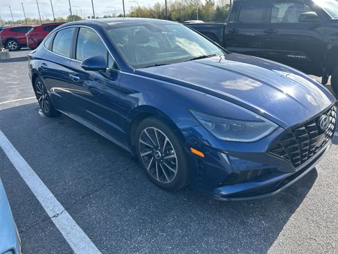 Used 2021 Hyundai Sonata Limited image 2