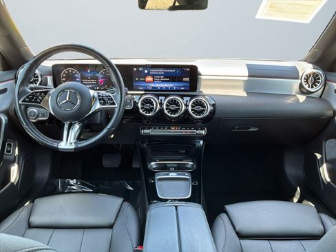 Used 2024 Mercedes-Benz CLA 250 image 10