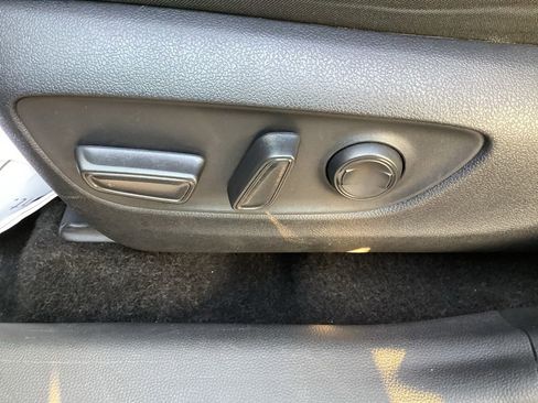 Used 2025 Toyota RAV4 XLE image 16