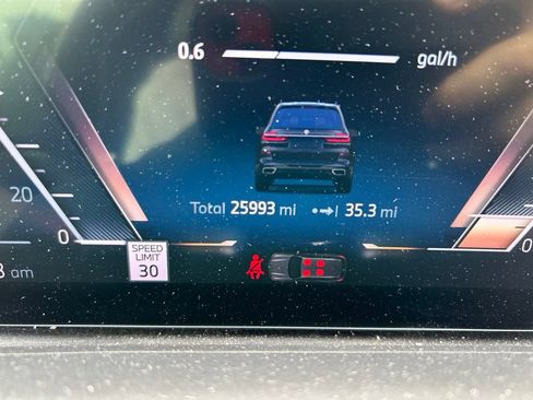 Used 2024 BMW X7 xDrive40i w/ Executive Package AWD/4WD image 14