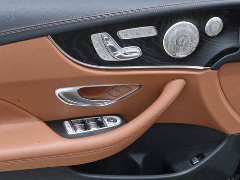 Used 2023 Mercedes-Benz E 450 Cabriolet image 29
