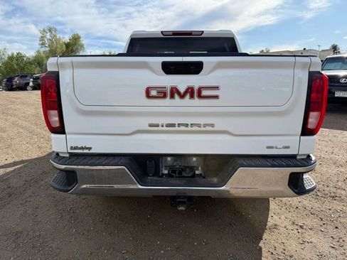 Used 2023 GMC Sierra 1500 SLE AWD/4WD image 4