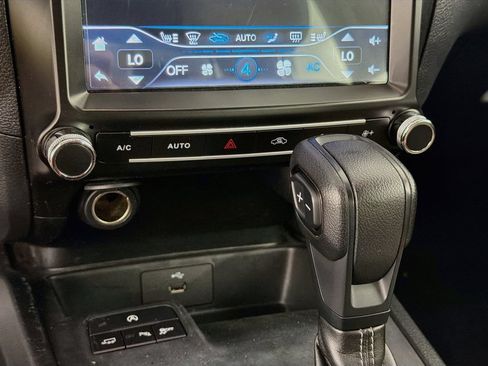 Used 2019 Ford Ranger XLT w/ Trailer Tow Package RWD image 18