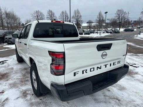 Used 2025 Nissan Frontier S w/ S Utility Package image 3