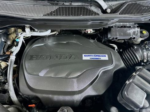 Used 2020 Honda Pilot Black Edition image 33