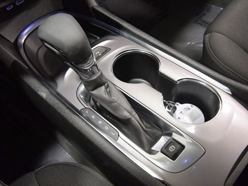 Used 2024 Chevrolet Malibu LT FWD image 26