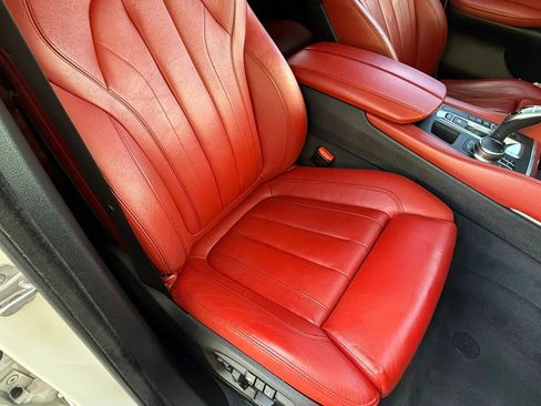 Used 2018 BMW X6 sDrive35i RWD image 18